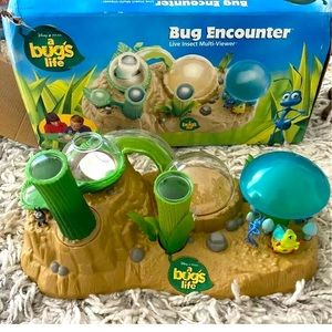 Uncle Milton Disney Pixar A Bugs Life Bug Encounter vtg